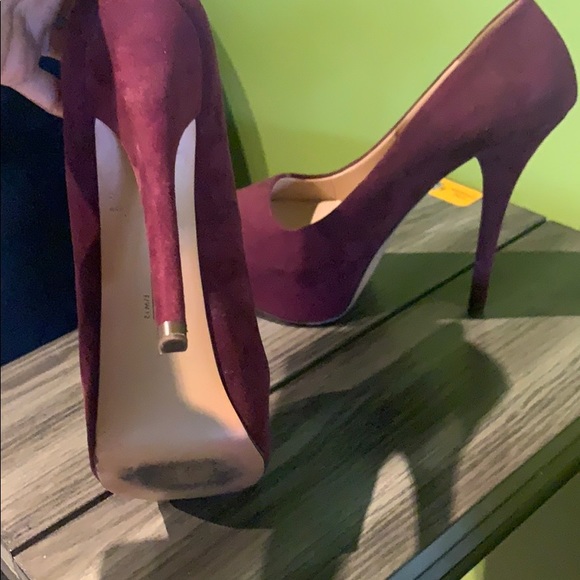 Zara Basic Heels - Picture 2 of 4